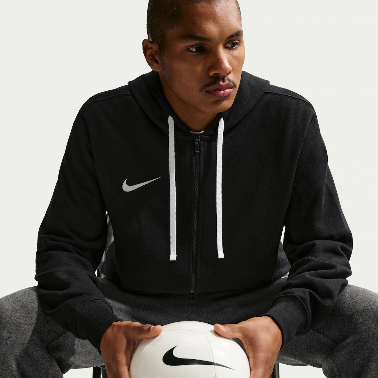 Jaqueta com Capuz Nike Park 26 Hoodie Masculina | Centauro