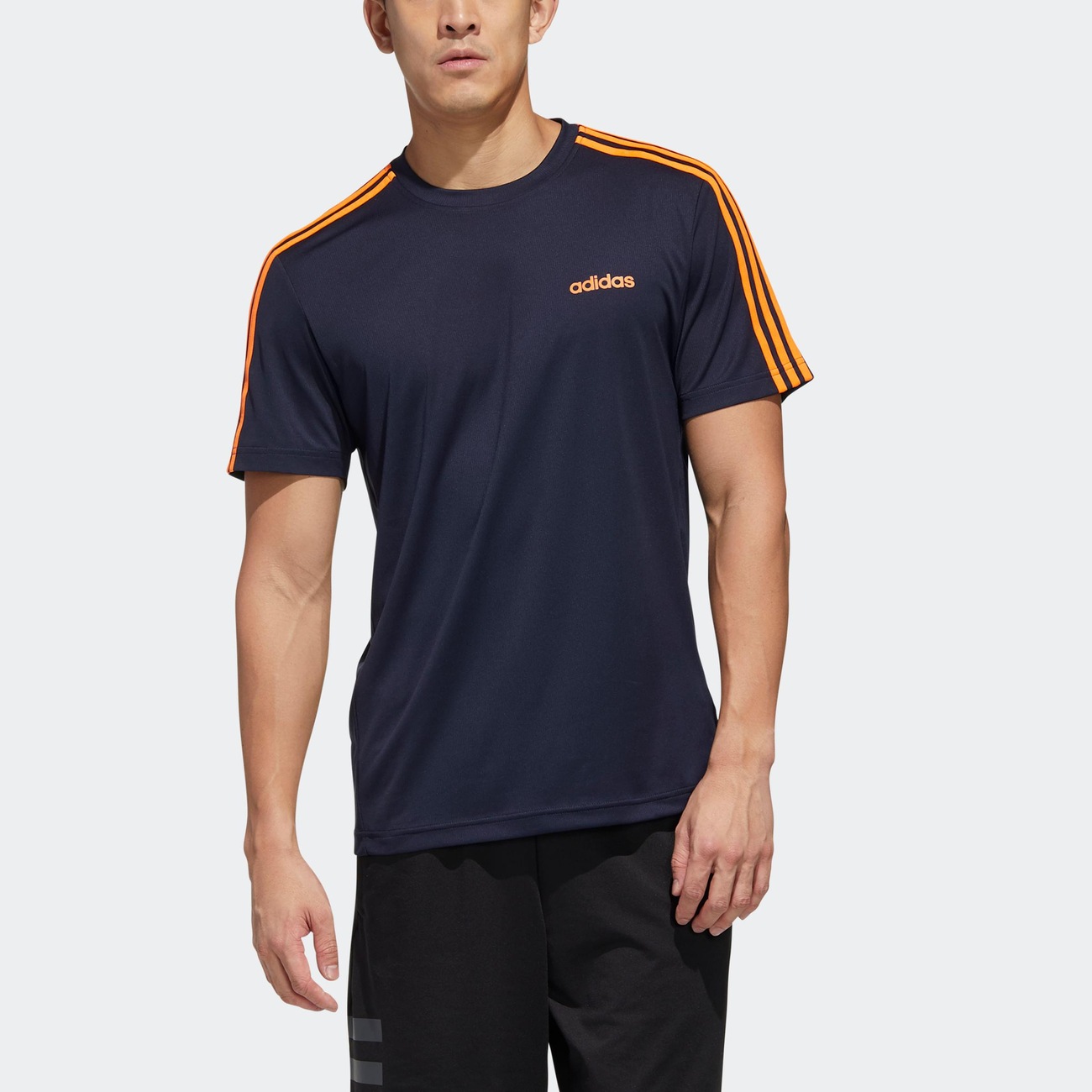 camiseta adidas design 2 move 3 stripes masculina