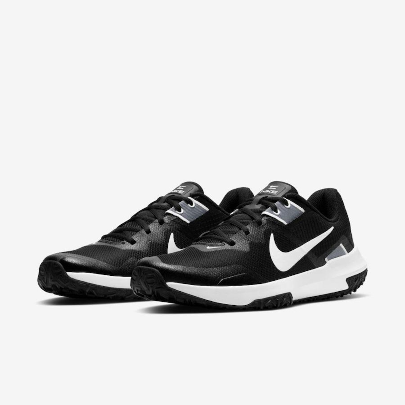 tenis nike varsity compete