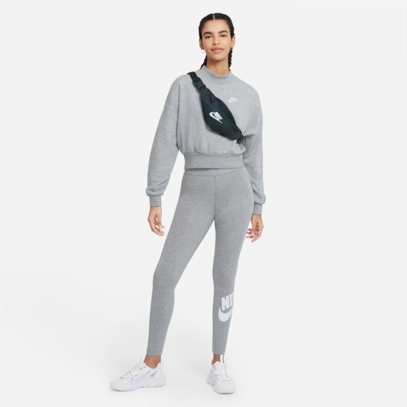 Legging Nike Sportswear Essential - Feminina