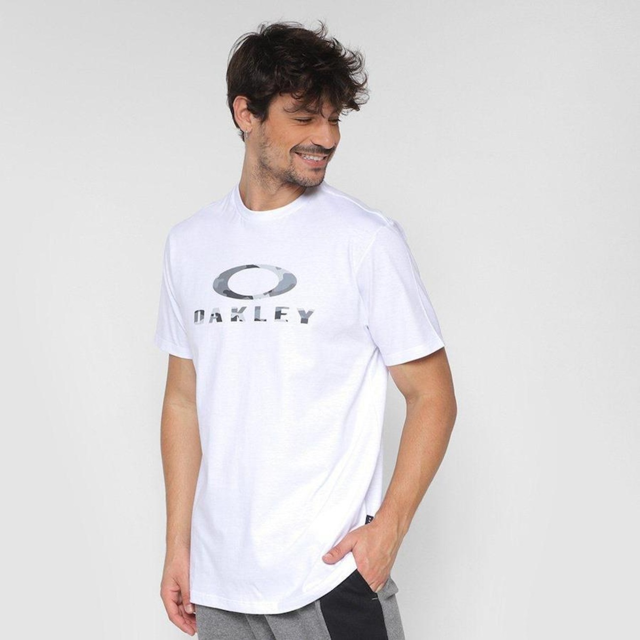 Camiseta Oakley MOD Camo SS - Camiseta Oakley MOD Camo SS - Oakley