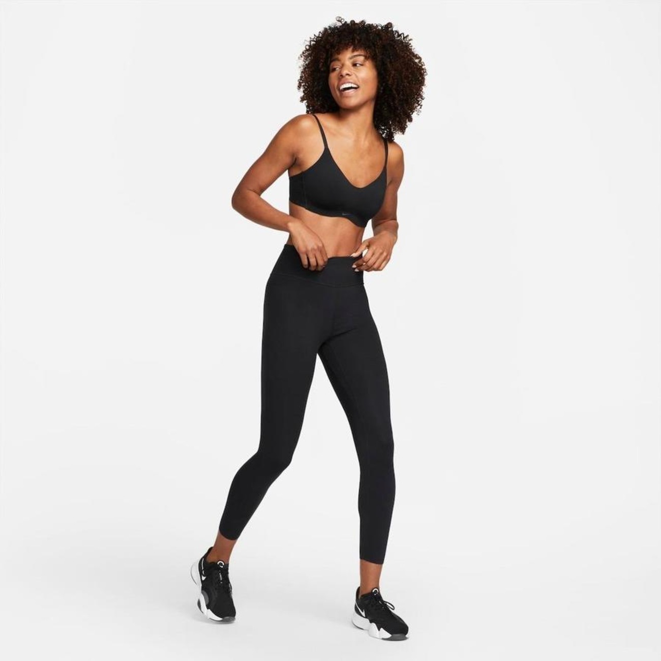 Top Nike Yoga Alate Curve Feminino - Compre Agora