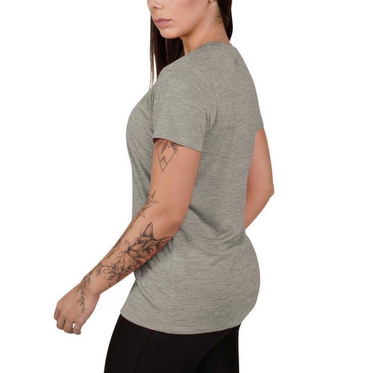 T-shirt de pescoço em v das mulheres Under Armour Twist Tech™ - Camisas de  treino - Roupa de equipa - Equipamento