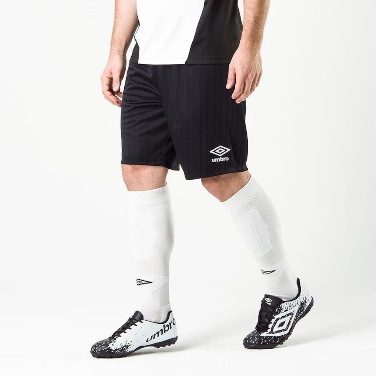 Calção Umbro Twr Basic Line - Masculino