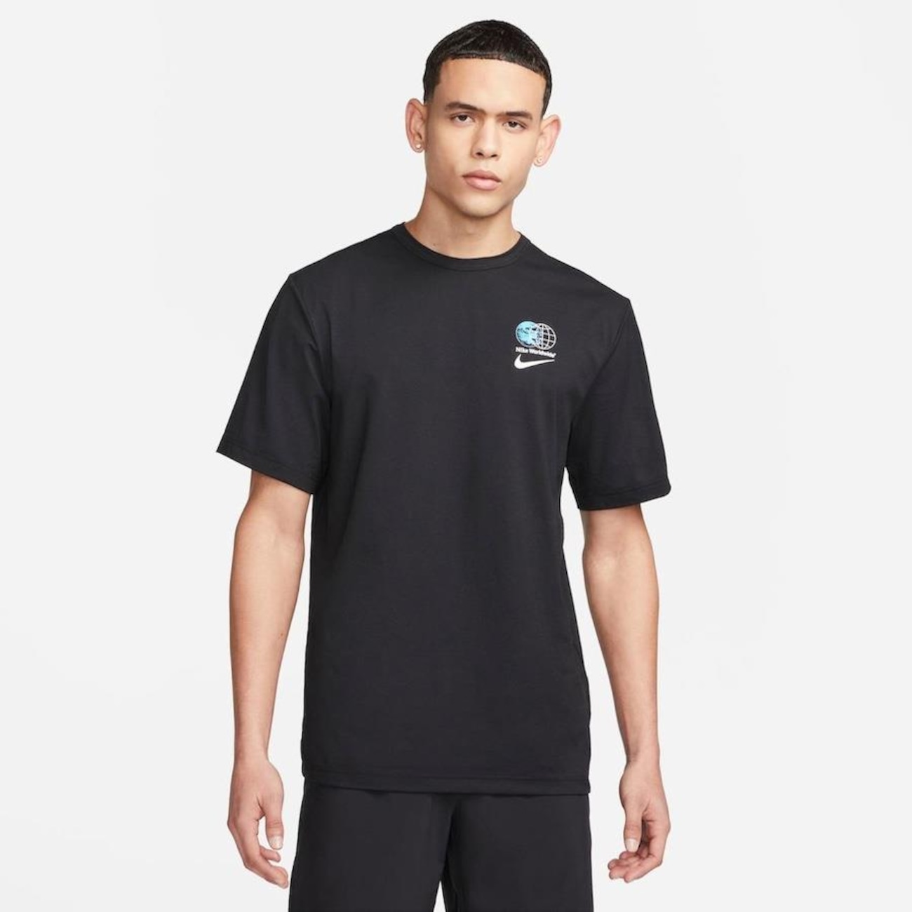 Camiseta Nike Dri-FIT UV Hyverse - Masculina