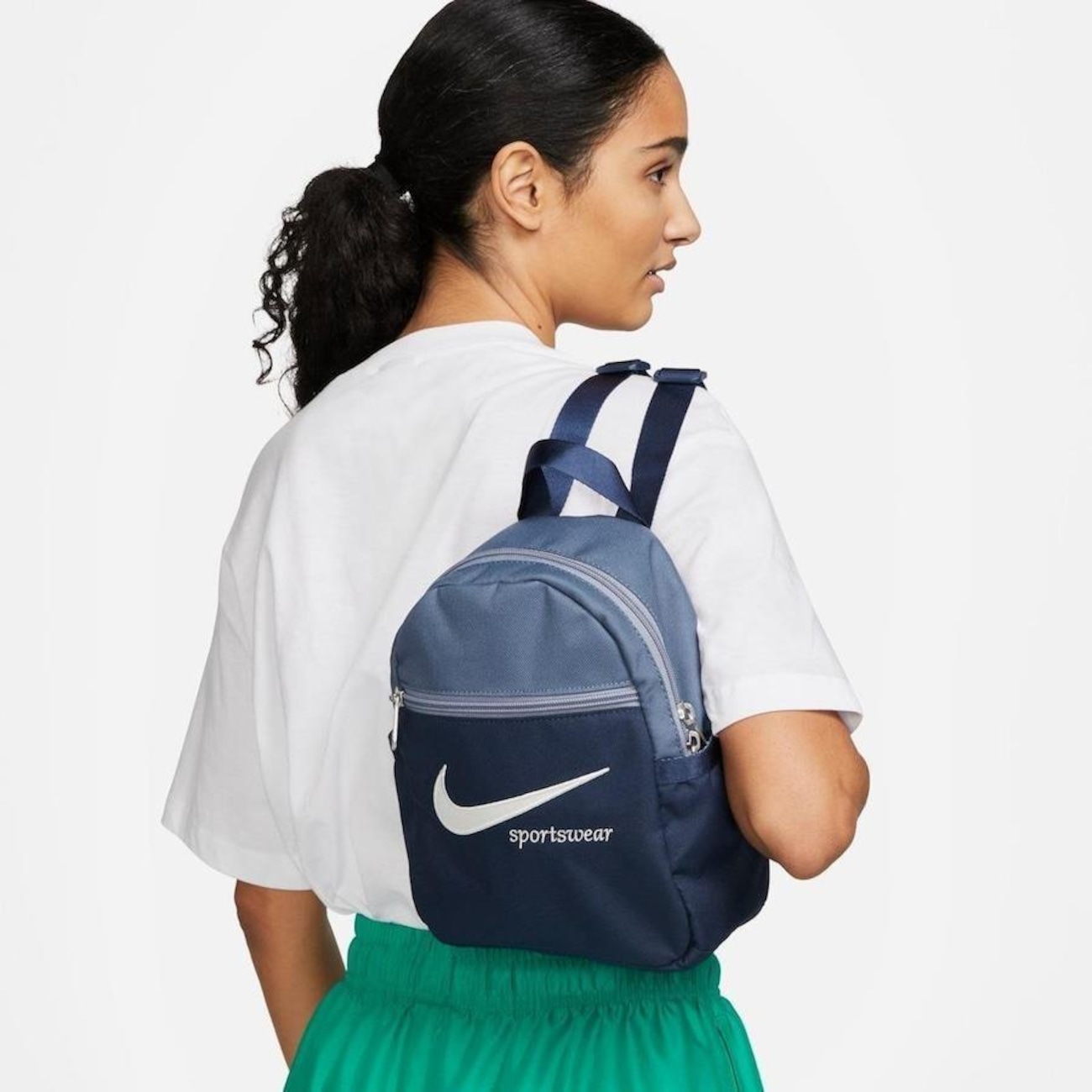 Mochila Nike Sportswear Futura 365 Mini - Feminina em Promoção | Centauro