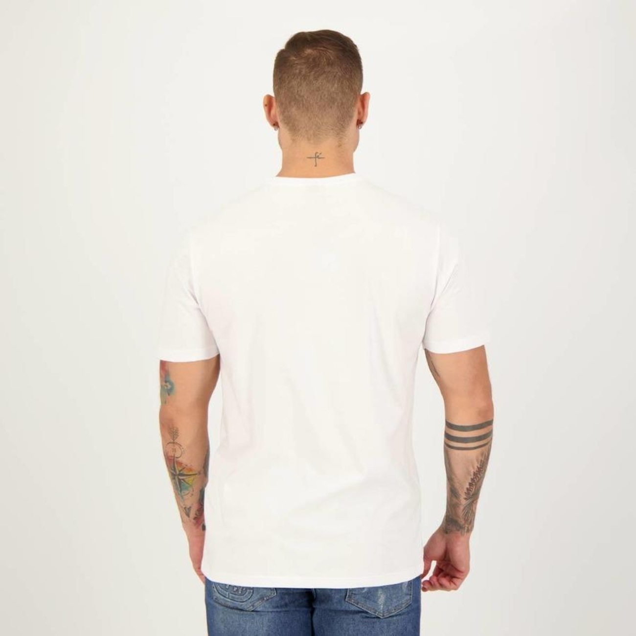 Compre Camiseta Masculina Oakley Iconic Tee Branca na Back Wash!