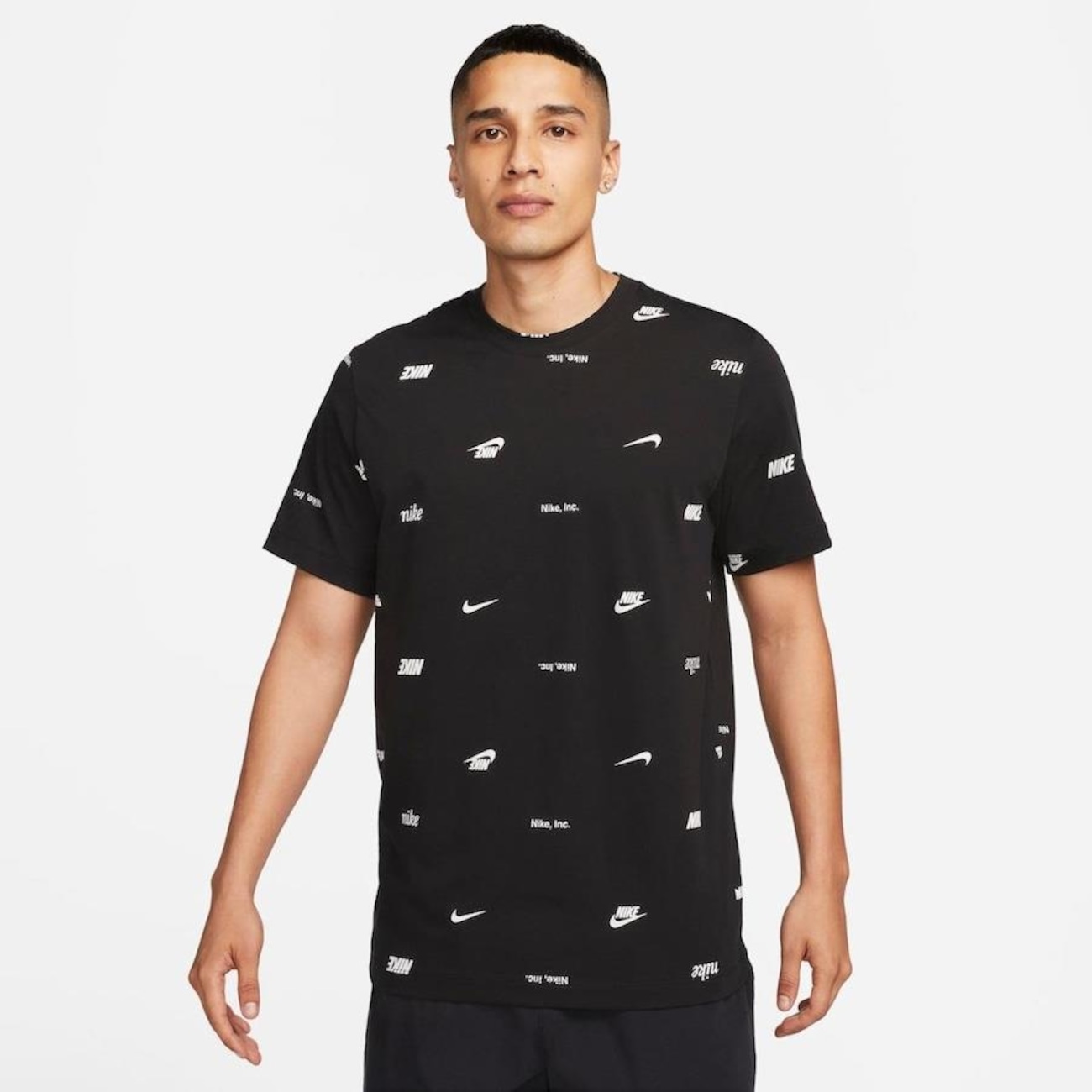 Camiseta Nike Sportswear Club+ - Masculina