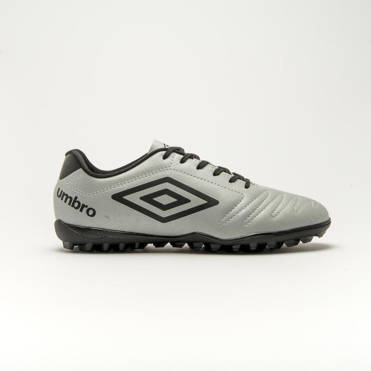 Chuteira Society Umbro Class TF - Adulto