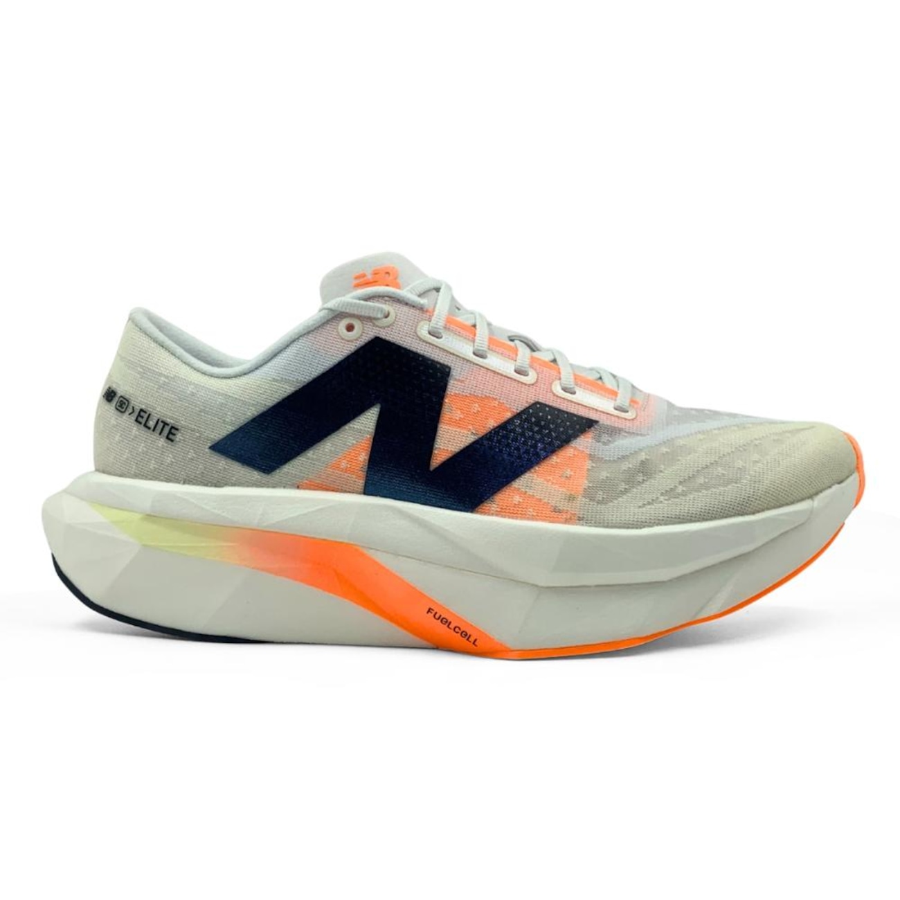ニューバランス FuelCell SuperComp Elite v4　27.5 TÊNIS NEW BALANCE FUELCELL SUPERCOMP ELITE V4 - MASCULINO em