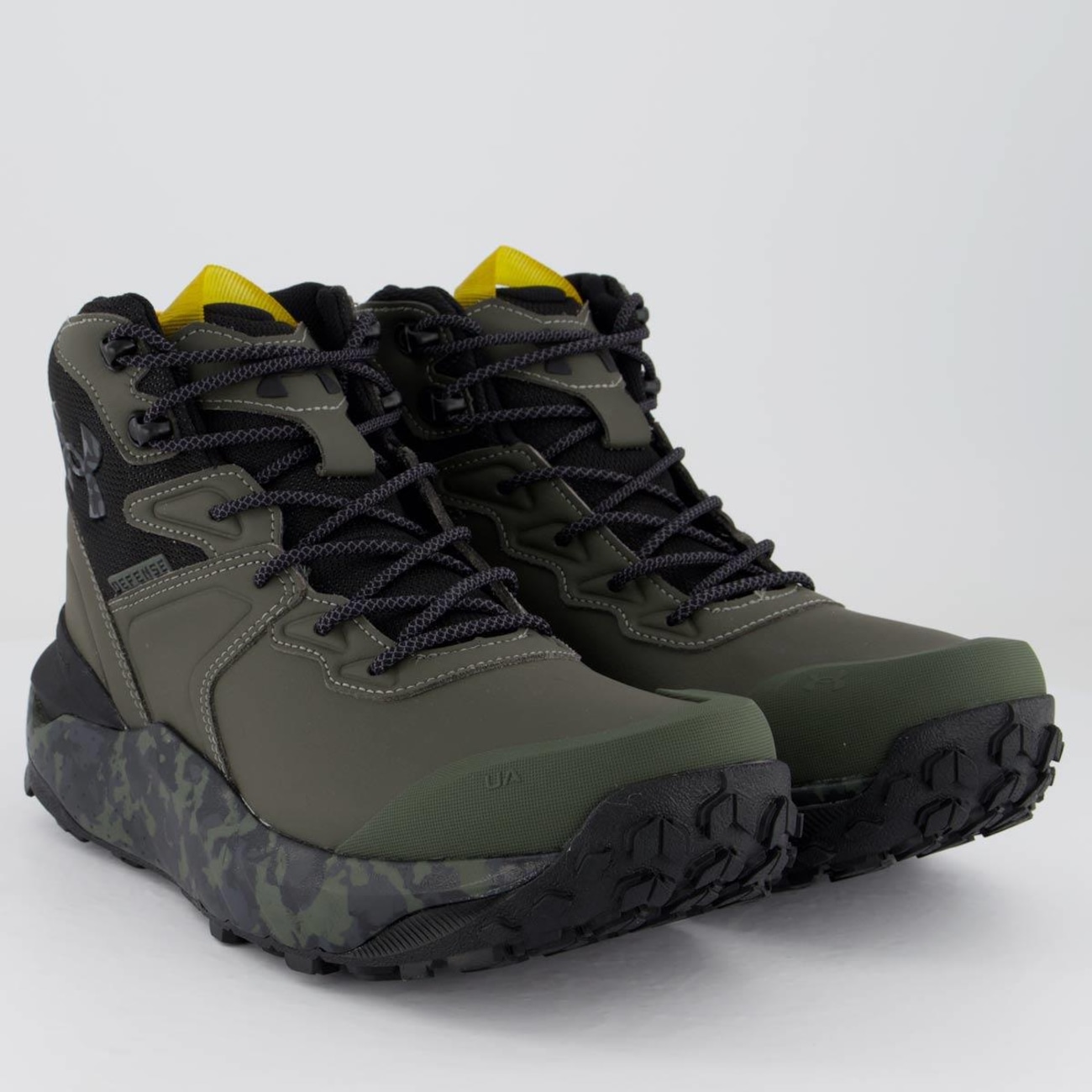 Tênis Under Armour Defense Mid - Masculino em Promoção | Centauro