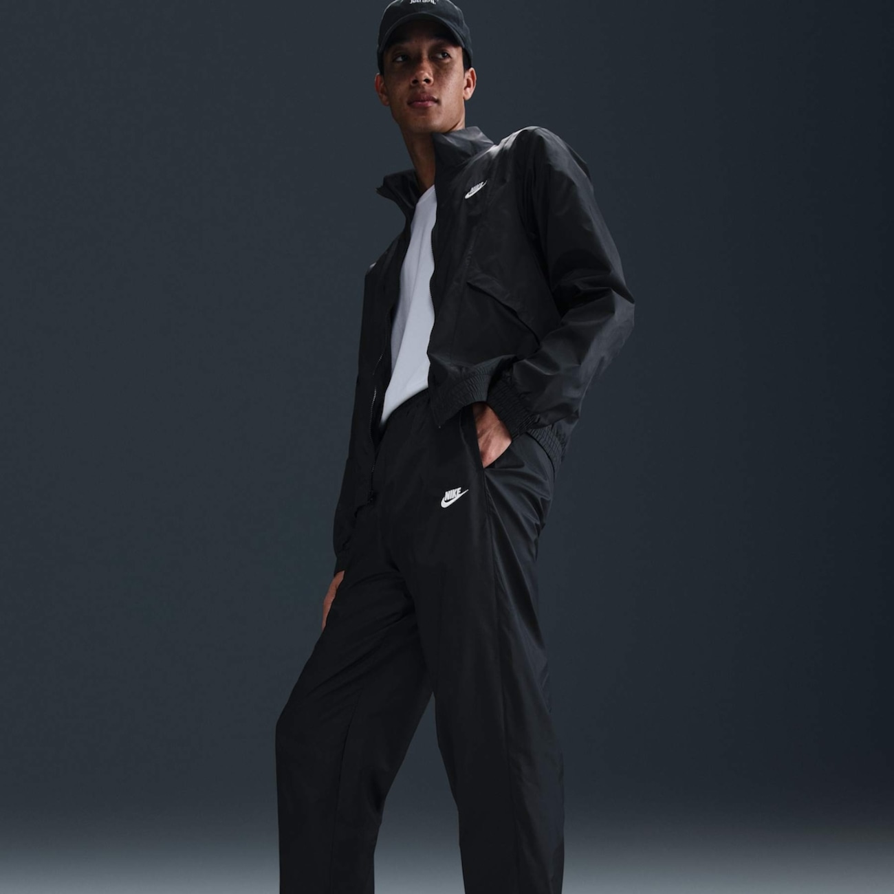 Agasalho Nike Club Woven - Masculino