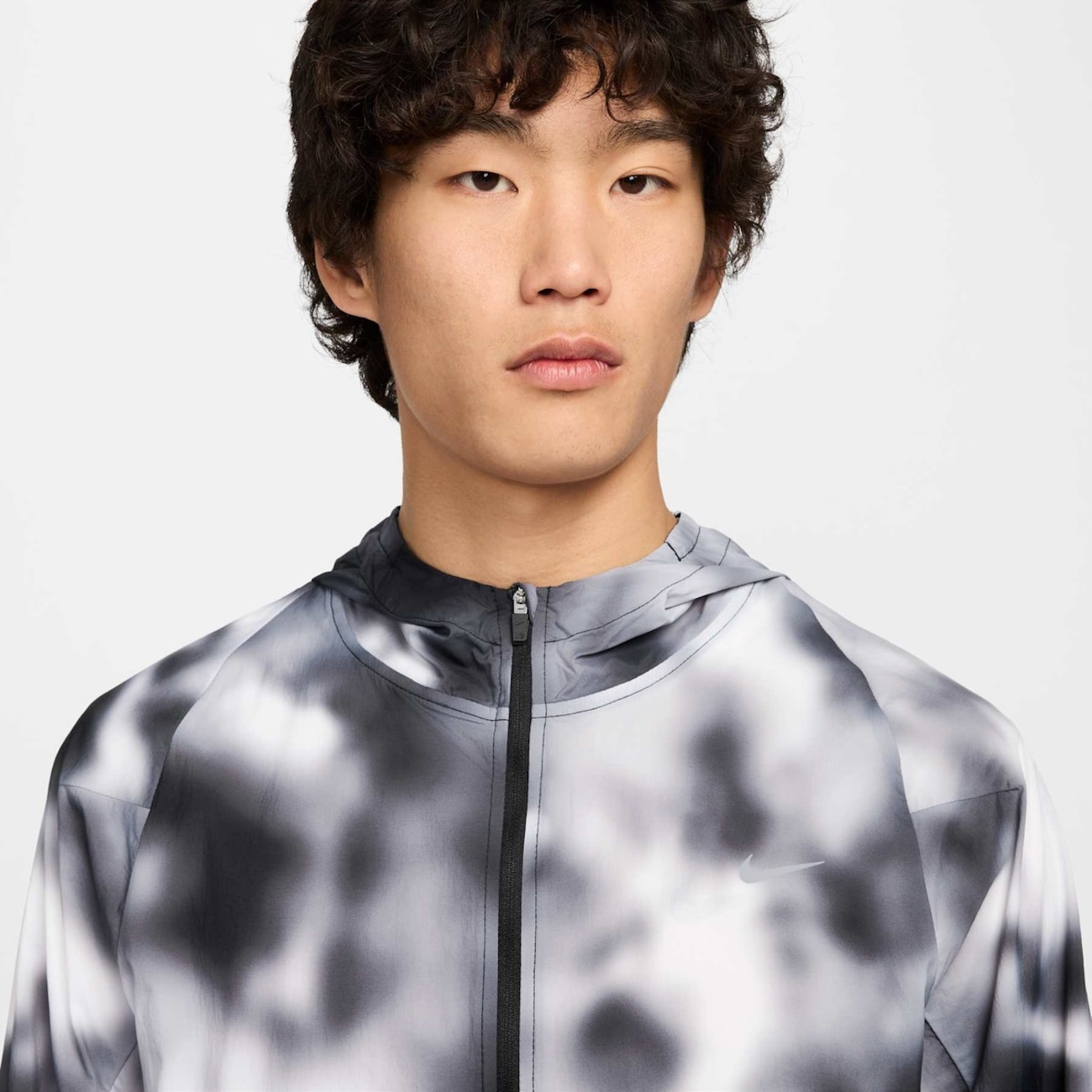 Jaqueta Masculina Nike Running Division UV em Promoção | Centauro