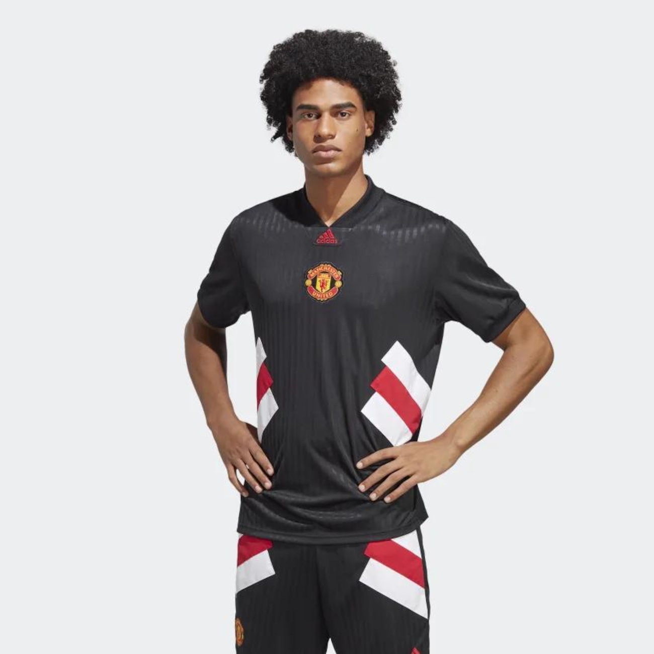 Camisa Manchester United Icon 23/24 adidas Masculina | Centauro