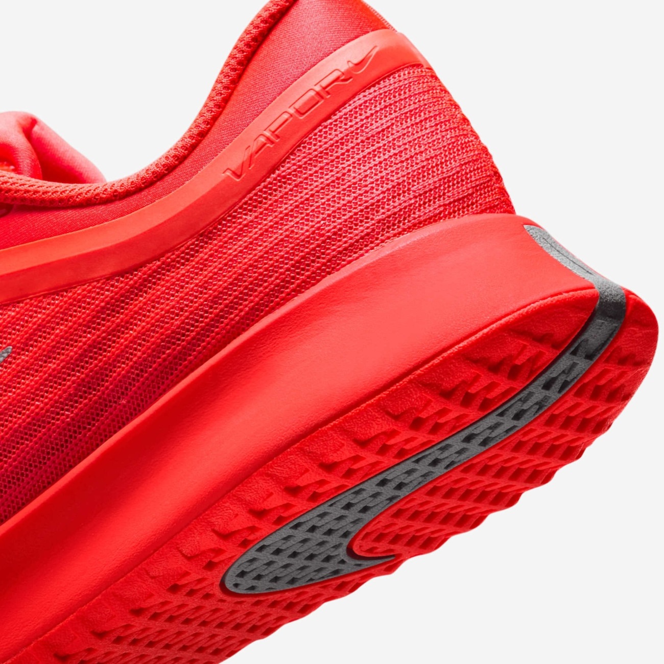 Tênis Feminino Nike Zoom Vapor Pro 3 HC Premium em Promoção | Centauro