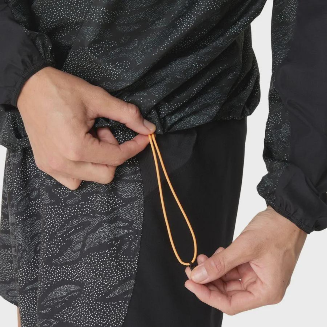 Jaqueta Corta Vento Masculina Asics com Capuz Fujitrail Packable