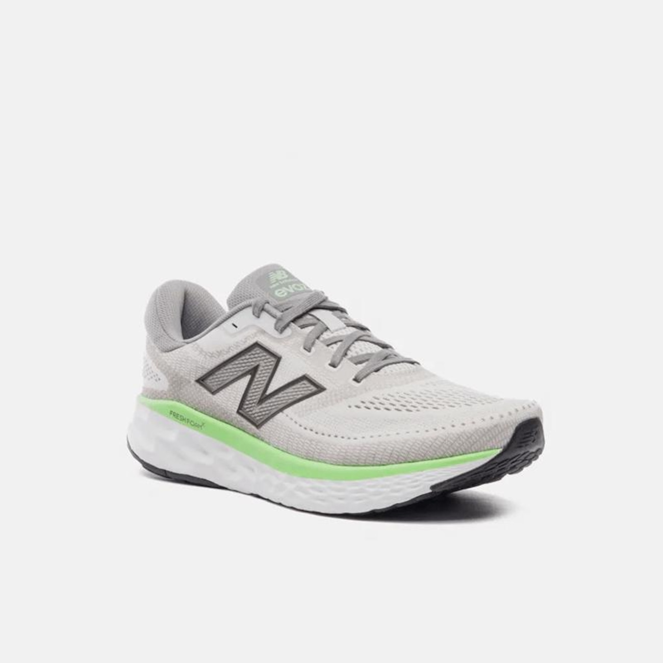 Tênis Masculino New Balance Fresh Foam X Evoz v4 em Promoção