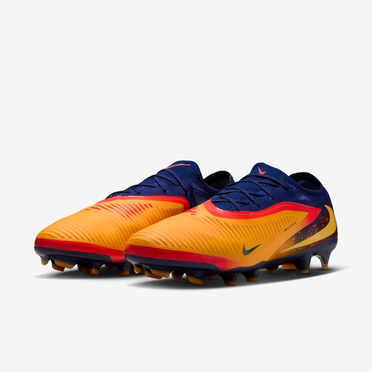 Chuteira Campo Erling Haaland Nike Phantom 6 Pro Adulto | Centauro