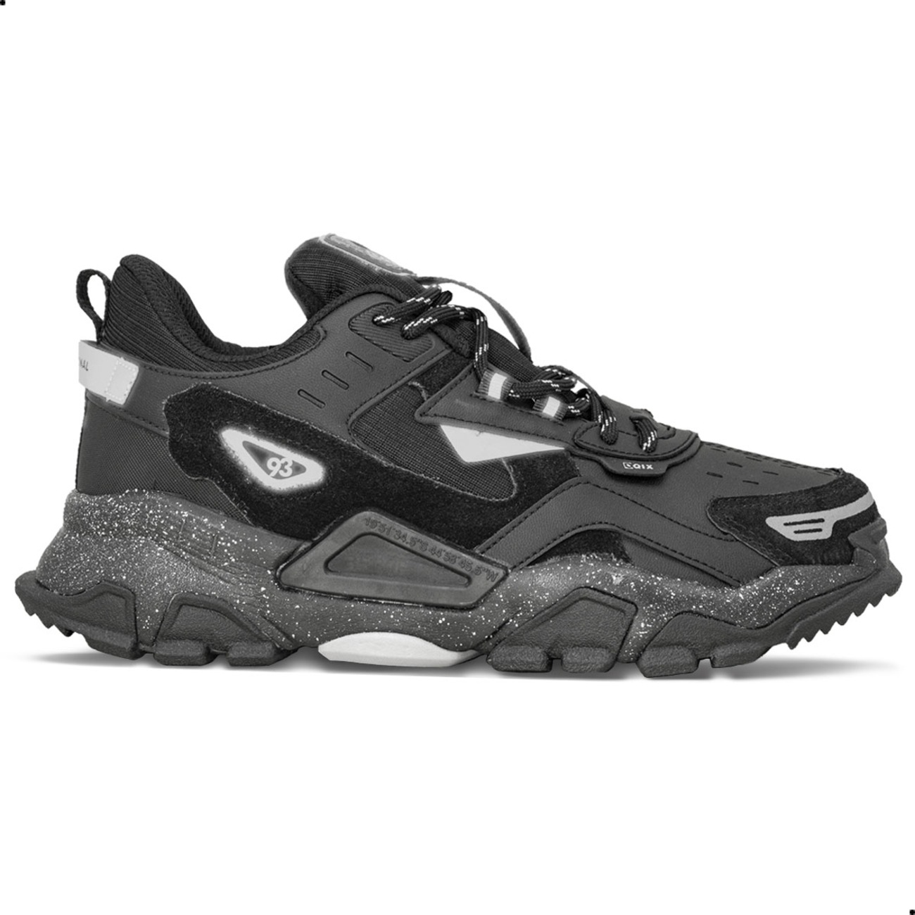 ユッキー（感謝）/5 Tênis Qix Trek Out Door Unissex em Promoção | Centauro