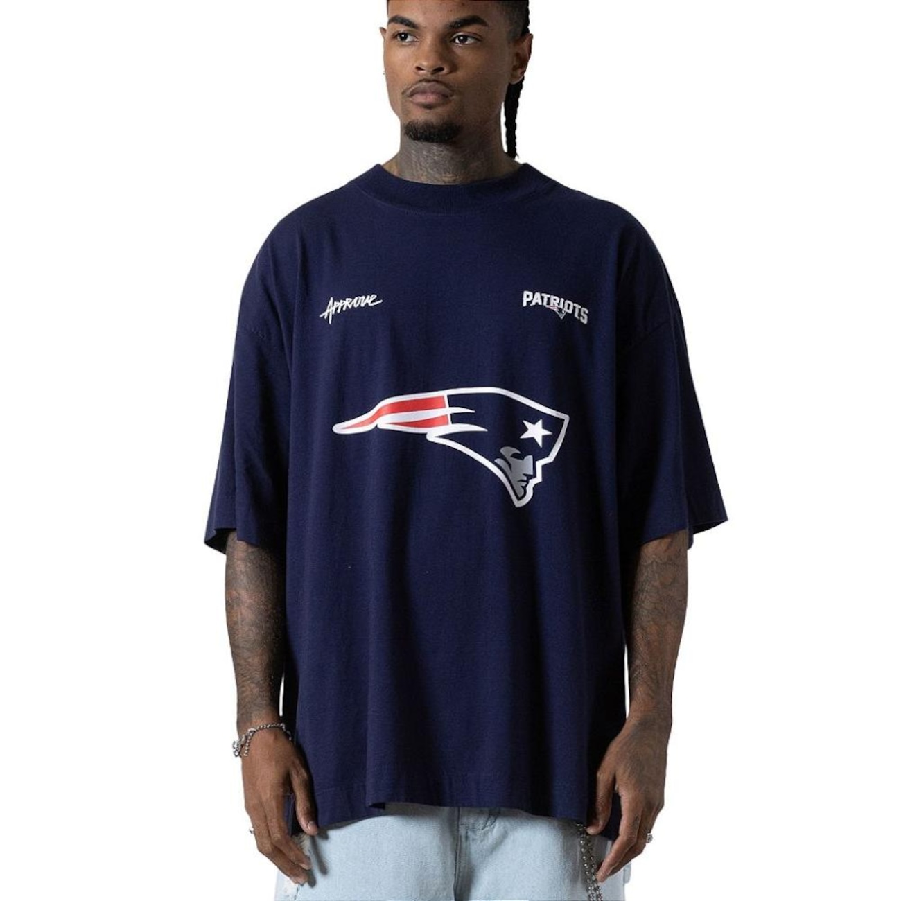 Camiseta Huge Oversized Masculina Approve x NFL II Patriots em