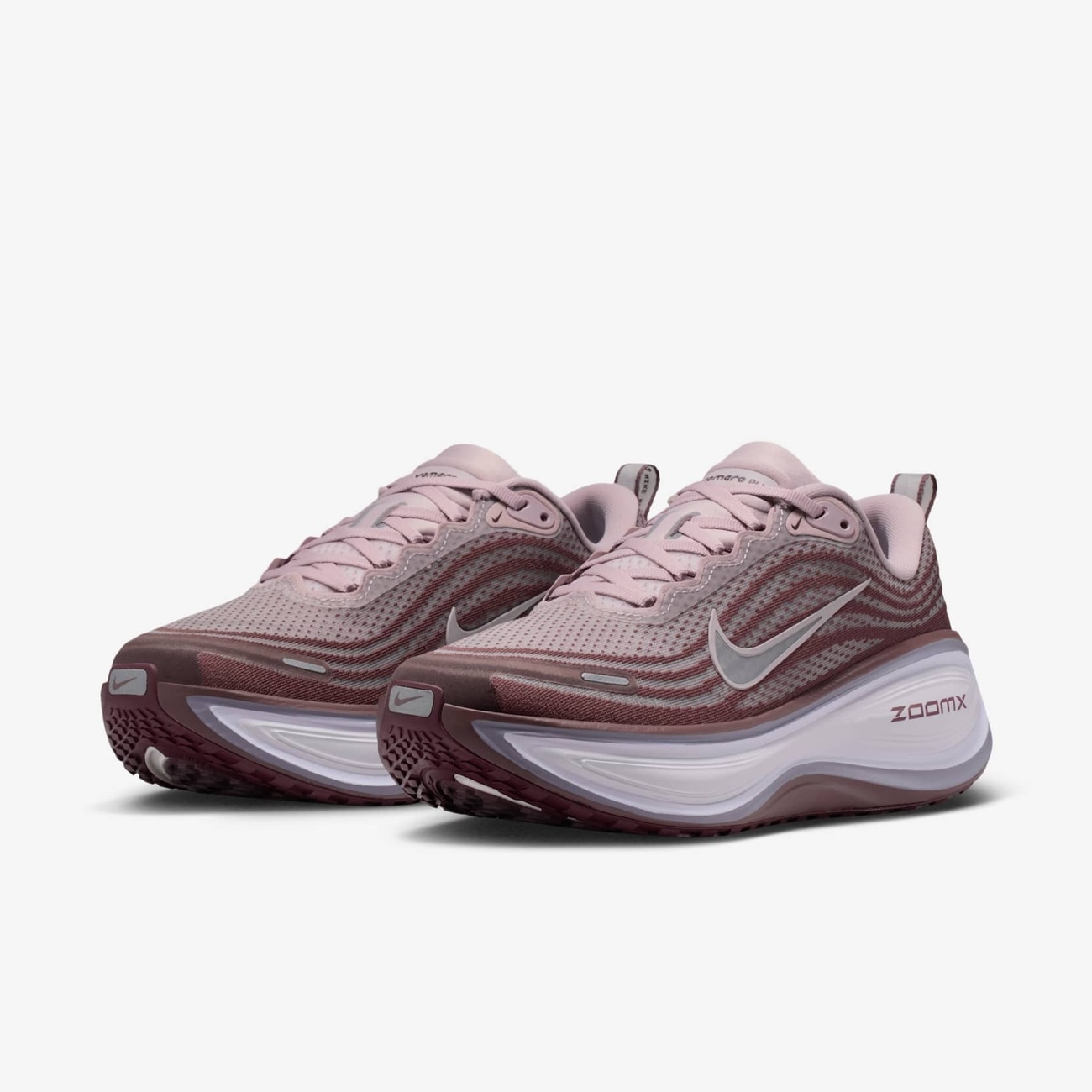 Tênis Feminino Nike Vomero Plus | Centauro