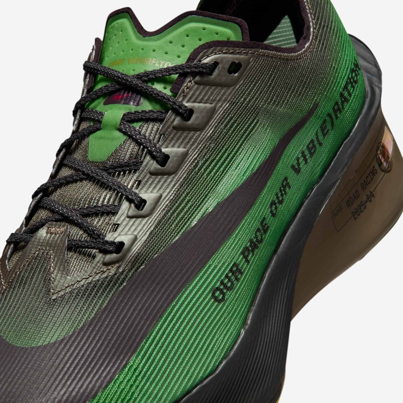 Tênis Masculino Nike ZoomX VaporFly 4 Premium em Promoção | Centauro