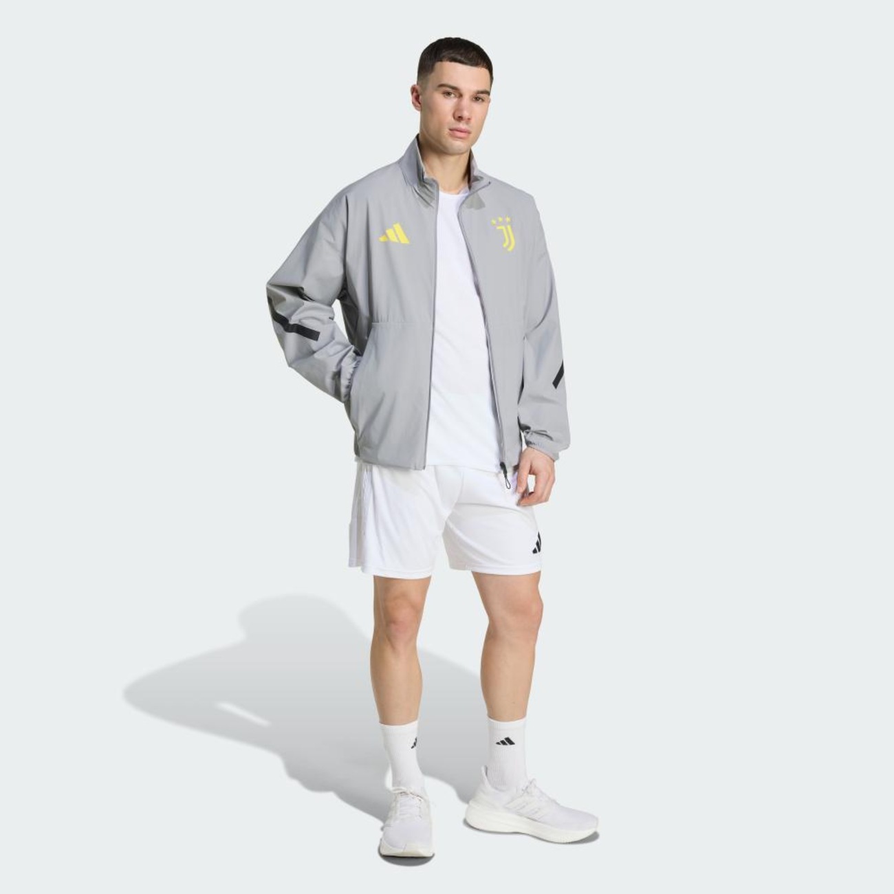 Jaqueta Juventus FC Hino Z.N.E. adidas - Masculina | Centauro