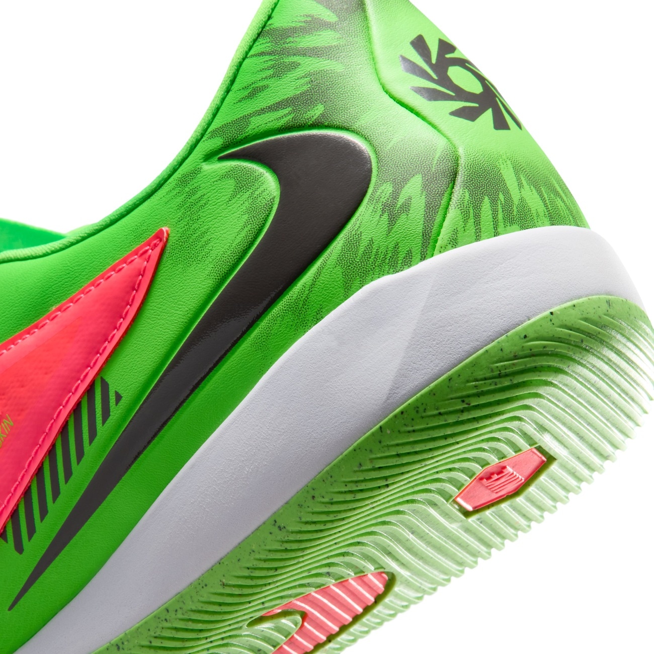 Chuteira de Futsal Adulto Nike Phantom 6 Academy Low em Promoção