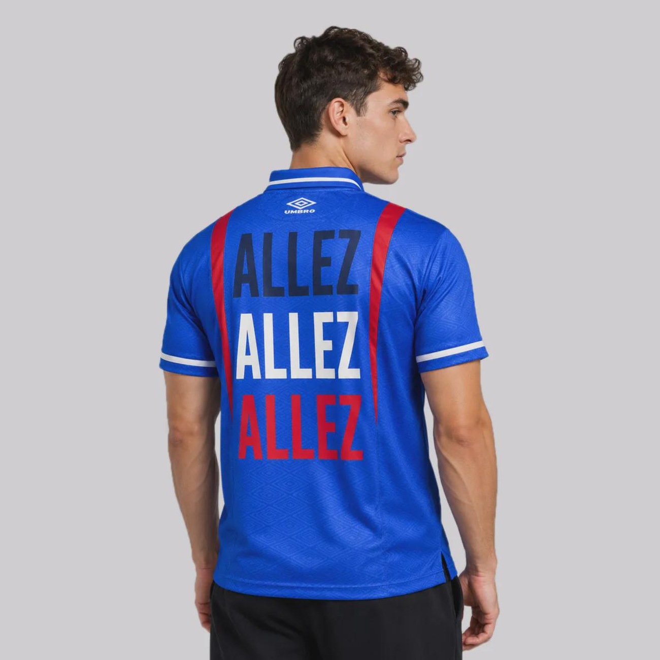 Camiseta Umbro França Uwn Le Football Masculina em Promoção | Centauro