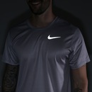 Camiseta Nike Run Top SS - Masculina - Foto 4