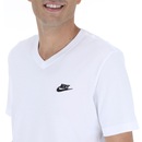 Camiseta Nike Club Vneck - Masculina - Foto 4