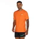 Camiseta Nike Sportwear Club - Masculina - Foto 2