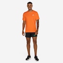 Camiseta Nike Sportwear Club - Masculina - Foto 4