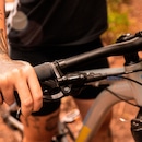 Mountain Bike Caloi Atacama - Aro 29 - Freio Disco Hidráulico - Câmbio Traseiro Shimano Altus - 27 V - Foto 10