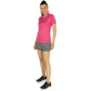 Camiseta ASICS Manga Curta Basic Logo - Feminina - Foto 4