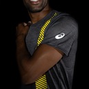 Camiseta Asics Manga Curta Logo Vertical - Masculina - Foto 5