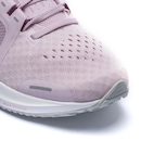 Tênis Nike Air Zoom Vomero 16 - Feminino - Foto 8