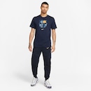 Camiseta Barcelona Nike Manga Curta Crest 22 - Masculina - Foto 3