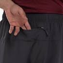 Bermuda Masculina ASICS 7 Recorte Respirável Lase - Foto 4