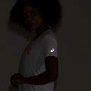 Camiseta Feminina ASICS Manga Curta Recorte Respirável - Foto 7