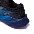 Tênis ASICS Novablast 3 - Masculino - Foto 8