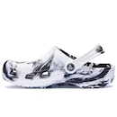 Sandália Crocs Classic Marbled Clog K - Júnior - Foto 3