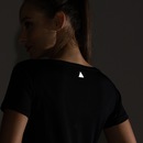 Camiseta Lauf Manga Curta Basic - Feminina - Foto 5