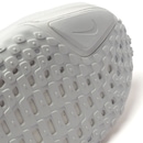 Tênis Wmns Zoomx Invincible Run FK 3 - Feminino - Foto 9