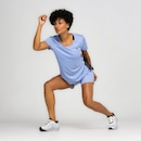 Camiseta Feminina On Running Manga Curta Performance T - Foto 7