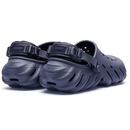 Sandália Crocs Unissex Echo Log - Foto 5