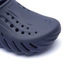 Sandália Crocs Unissex Echo Log - Foto 9