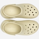 Sandália Crocs Classic Mega Crush Clog - Foto 5