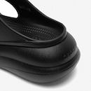 Sandália Crocs Classic Crush - Foto 7