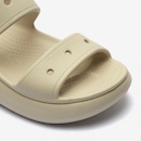 Sandália Crocs Classic Crush - Foto 8